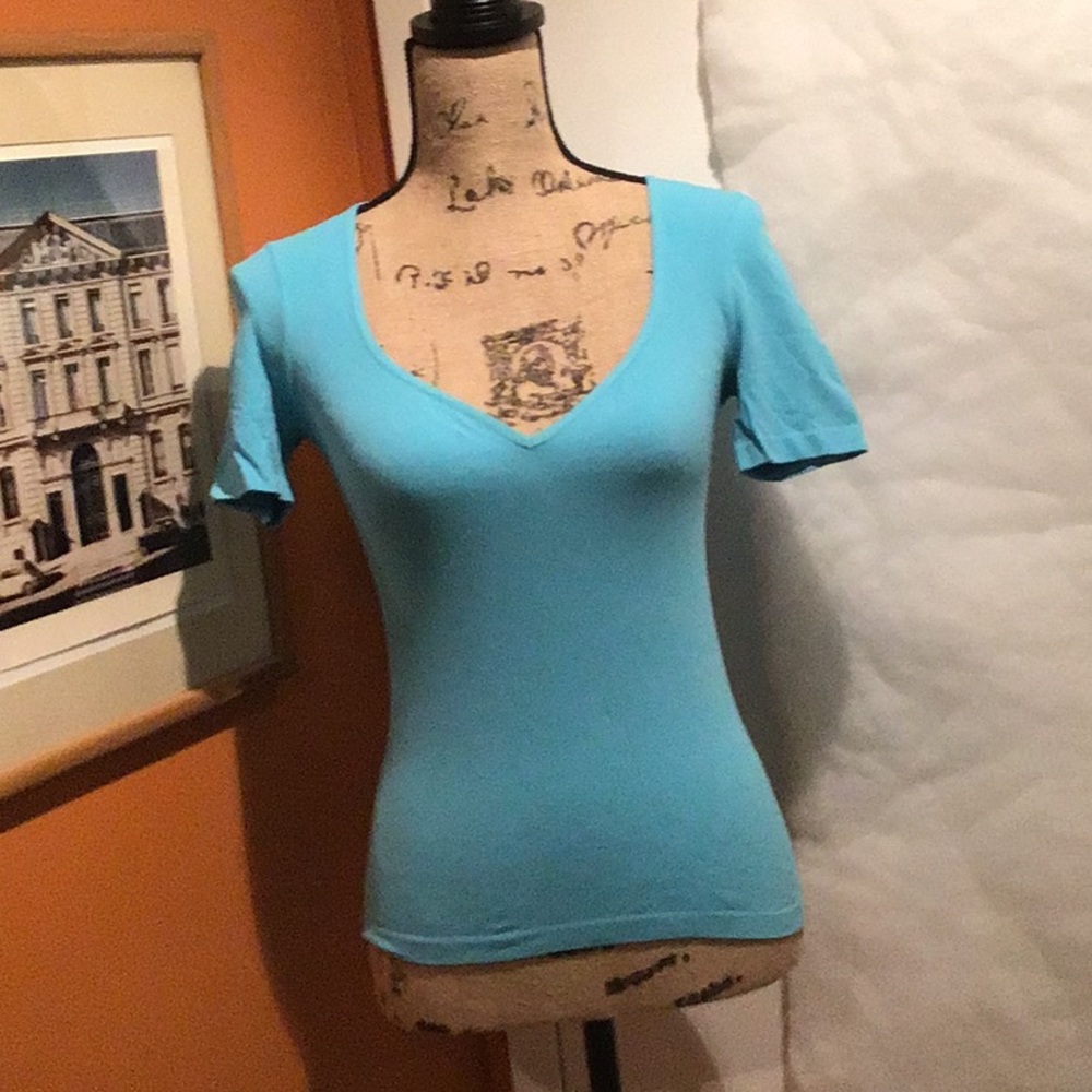 Shirt Like new. Only used twice👍🏻😉